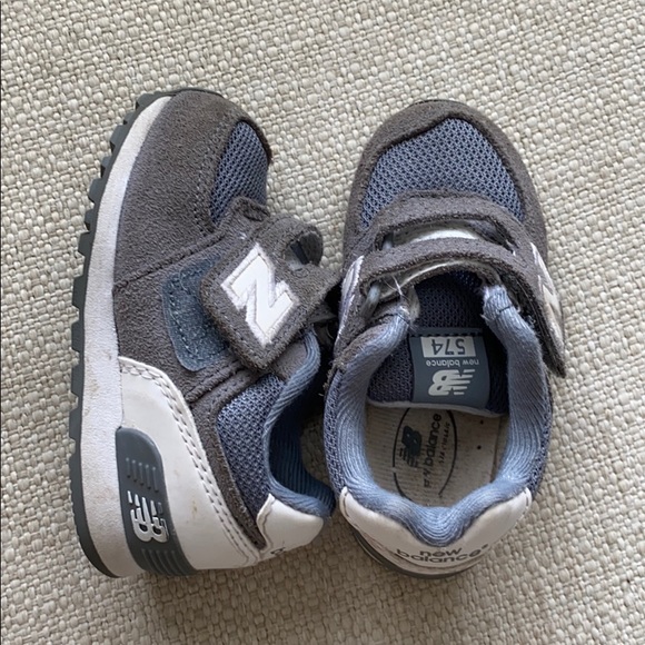 baby new balance velcro